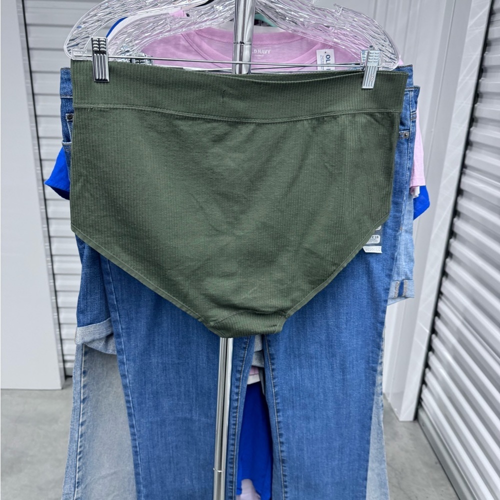Torrid | High Waist Ribbed Panties in Olive Green | size 3 - Picture 4 of 4